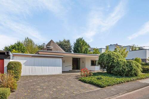 Außenansicht - 5 Zimmer Bungalow in Köln