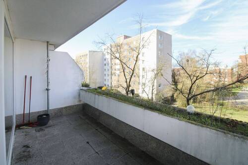 Balkon (1) - 2 Zimmer Etagenwohnung zum Kaufen in Wolfsburg