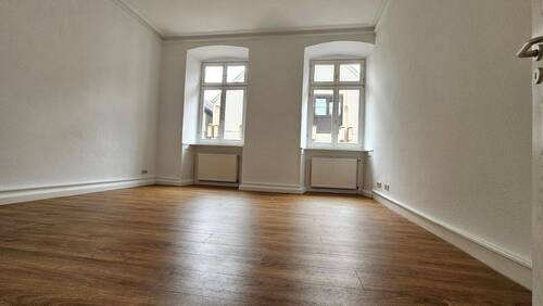 Teilansichten Wohnzimmer (3).jpg - 2 Zimmer Etagenwohnung in Neustadt an der Weinstraße