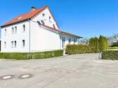 seitliche Hausansicht - 
