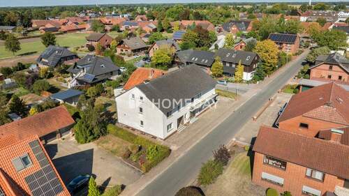 Außenansicht Drohne 4 - 1 Zimmer Mehrfamilienhaus, Wohnhaus in Diepenau