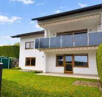 Wohnen am Weinberg - Zweifamilienhaus mit einzigartigem Ausblick in Winzerhausen - Großbottwar