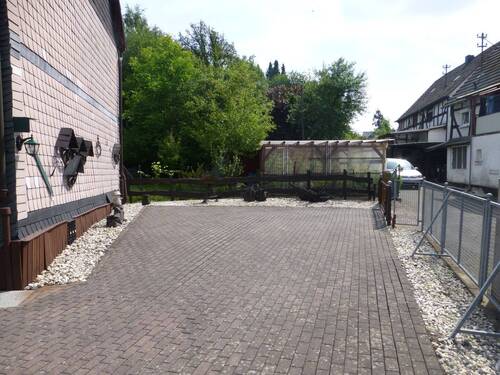Parkfläche - Einfamilienhaus mit 100,00 m&sup2; in Hamm/Sieg zum Kaufen
