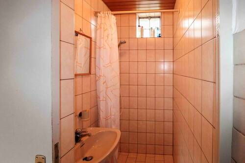 Dusche EG - 