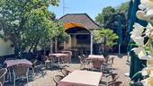 Biergarten, Steakhaus - 