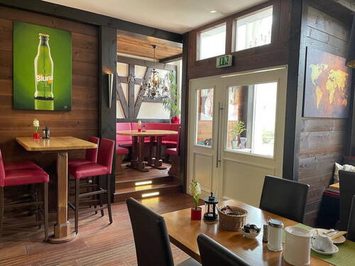 Restaurant mit Stammtisch - 