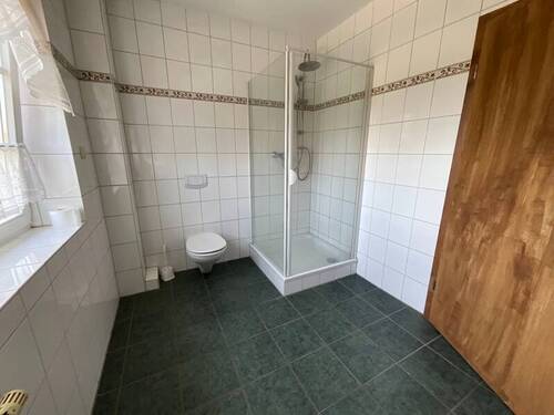 Vorderhaus - OG Bad1 - 