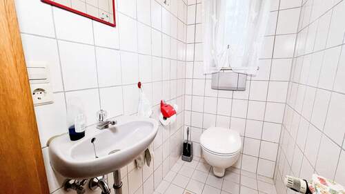 WC - 
