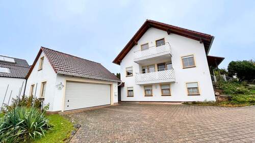Außenansicht - Top gepflegtes Einfamilienhaus - 520.000,00 EUR Kaufpreis, ca.  196,00 m² Wohnfläche