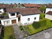 Aussenansicht - 6 Zimmer Einfamilienhaus zum Kaufen in Großkarolinenfeld