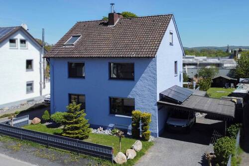 Außenansicht - Erst Investieren, dann Wohnen - Tolles Zweifamilienhaus mit Erbbaurecht in Bad Salzuflen