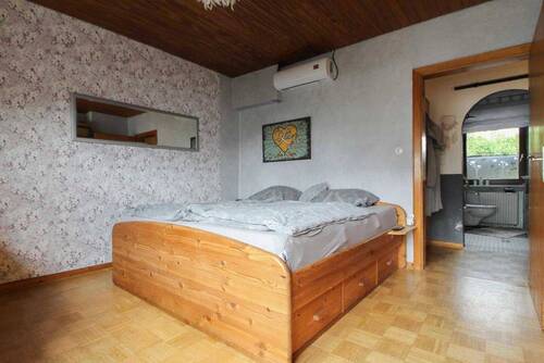 Schlafzimmer EG - 