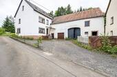 18361 Außenansicht - Ehemaliges Bauernhaus mit Einliegerwohnung in Immerath - Großes Grundstück und viel Potenzial!
