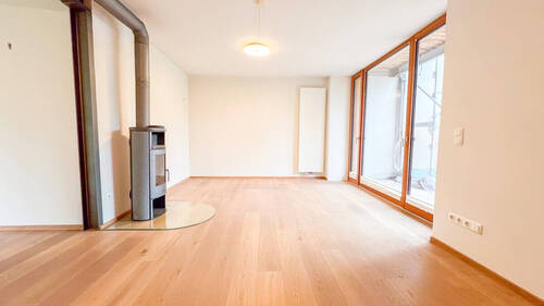 Wohn-/Esszimmer - 