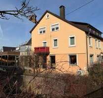 Raum, Licht und Komfort - Helle Etagenwohnung mit großer Dachterrasse - Wannweil