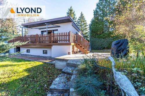 Außenansicht - Gemütlicher Bungalow in ruhiger Lage mit wunderschönem Garten und modernisierten Elementen