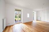 Wohnzimmer - Urbanes Wohnen mitten in Hamburg Altona 3 Zimmer Wohnung sofort bezugsfertig
