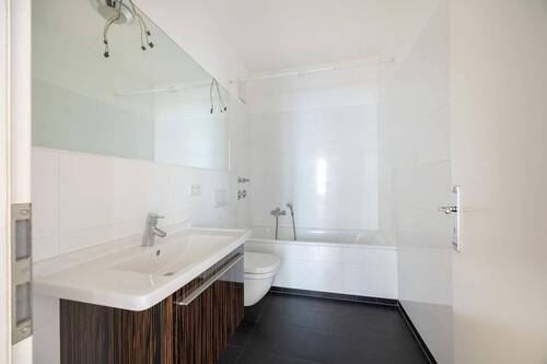 Bad 1 mit Badewanne - 