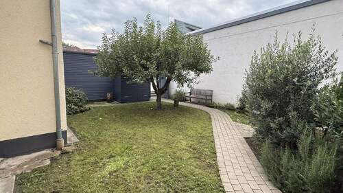 Garten mit Zugang Parkplatz - 