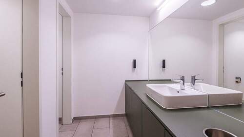 WC - Büro mit 530,00 m&sup2; in Berlin zur Miete