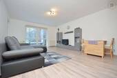 Bild1 - Schön möblierte Wohnung mit Balkon und TG-Stellplatz in Leonberg