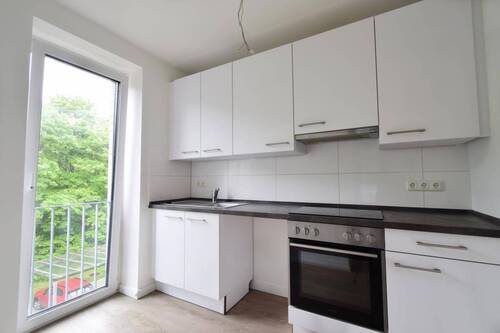 Helle Einbauküche - Etagenwohnung mit 66,00 m&sup2; in Reinbek zur Miete