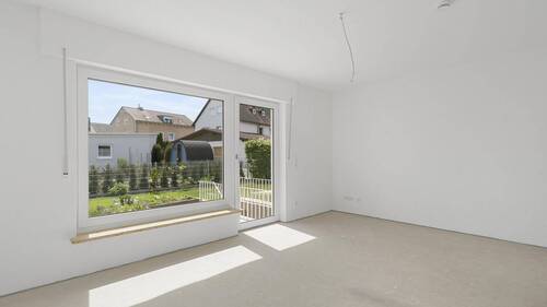 Wohnzimmer mit Gartenblick - 