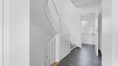 OG Flur mit Blick zum Bad - 