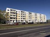 Hausansicht-4 - 3-Raumwohnung mit Balkon - 400,00&nbsp;EUR Kaltmiete, ca.&nbsp; 56,70&nbsp;m&sup2;&nbsp;Wohnfl&auml;che