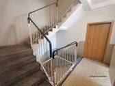 Treppenhaus - 3 Zimmer Etagenwohnung zur Miete in Dessau