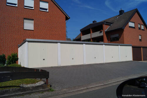 Garagen - Mehrfamilienhaus, Wohnhaus mit 466,00 m² in Osnabrück zum Kaufen