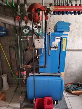 Gaszentralheizung UG - 