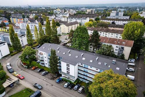 Bild 1 - Helle und gut geschnittene 1-Zimmer-Wohnung mit Südbalkon