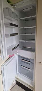 Kühlschrank und Eisfach - 