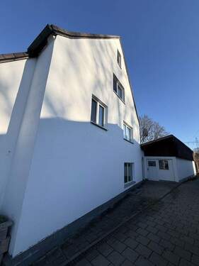 Bild 1 - Charmantes 3-Familienhaus mit Potenzial in bester Wasserburger Lage -Familien und Investoren!