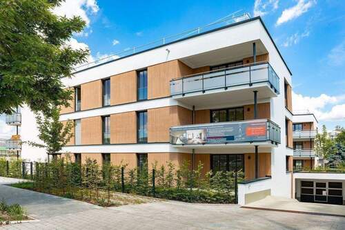 Hausansicht - Wohnen in Bestlage +++ Direkt am Marienbergpark +++ Bezug sofort möglich