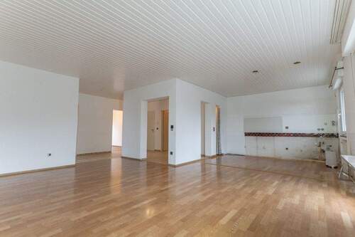 Wohnzimmer - Gemütliche ca. 81m² große 3-Zimmer-Wohnung mit ca. 12 m² großem Balkon und Garage in Hagen-Boloh