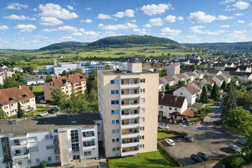 Bild 1 - VERMIETET UND GEPFLEGT - 3-Zimmer-Eigentumswohnung mit KFZ-Stellplatz