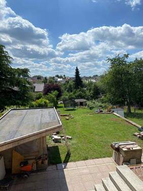 Ausblick - 1 Zimmer Mehrfamilienhaus, Wohnhaus zum Kaufen in Schwalbach / Hülzweiler