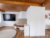 EFH - Wohnzimmer - 9 Zimmer Einfamilienhaus in Neckarwestheim