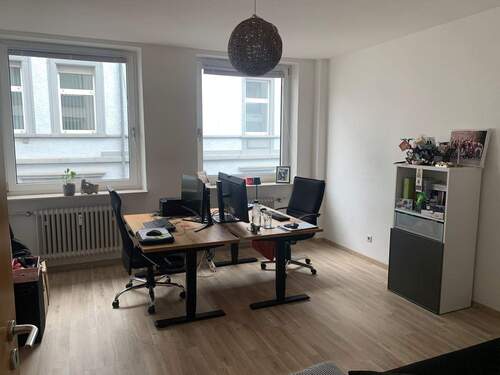 Bürozimmer - Etagenwohnung mit 133,00 m² in Kaiserslautern zur Miete
