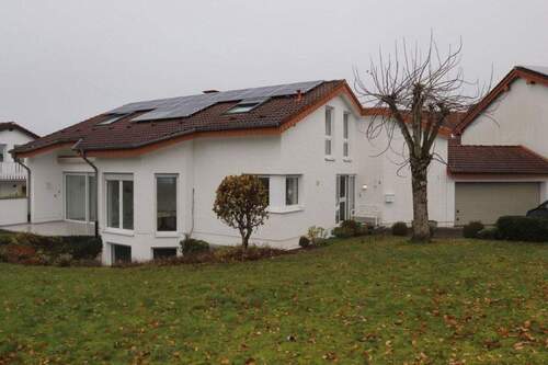 Hausansicht Südseite - 7 Zimmer Einfamilienhaus zum Kaufen in Paderborn