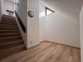 Garderobe - Diele - 3 Zimmer Etagenwohnung zur Miete in Kirchheim
