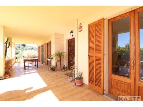 Terrasse - Mehrfamilienhaus, Wohnhaus mit 210,00 m&sup2; in Lloseta zum Kaufen