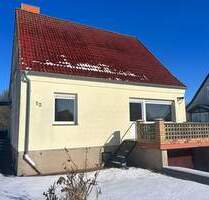 +++ IDYLLISCHES, SANIERUNGSBEDÜRFTIGES HÄUSCHEN MIT SCHÖNEM GARTENGRUNDSTÜCK – UNWEIT VOM STRELASUND +++ - Altefähr