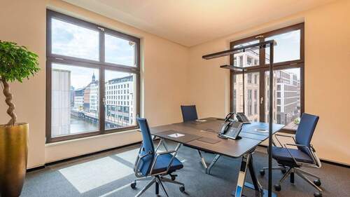 Premium Eck-Teambüro - 