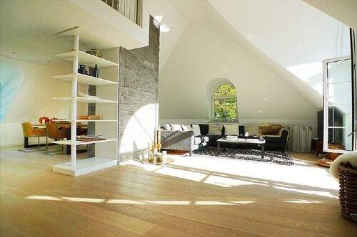 Wohnen I - 4 Zimmer Etagenwohnung in München-Solln