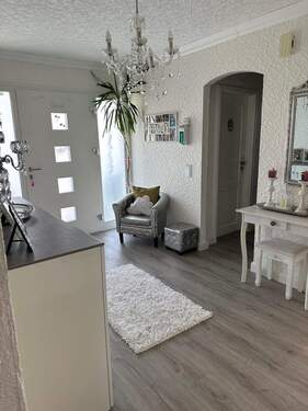 Flur - 3 Zimmer Einfamilienhaus zum Kaufen in Malborn