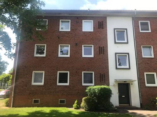 Vorderansicht - Gepflegte vermietete 4-Zimmer-Wohnung mit Balkon in Itzehoe