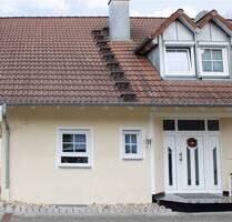 Exklusives EFH mit Einliegerwohnung, ca. 240 m², Top-Zustand, absolute Privatsphäre - Haigerloch Gruol